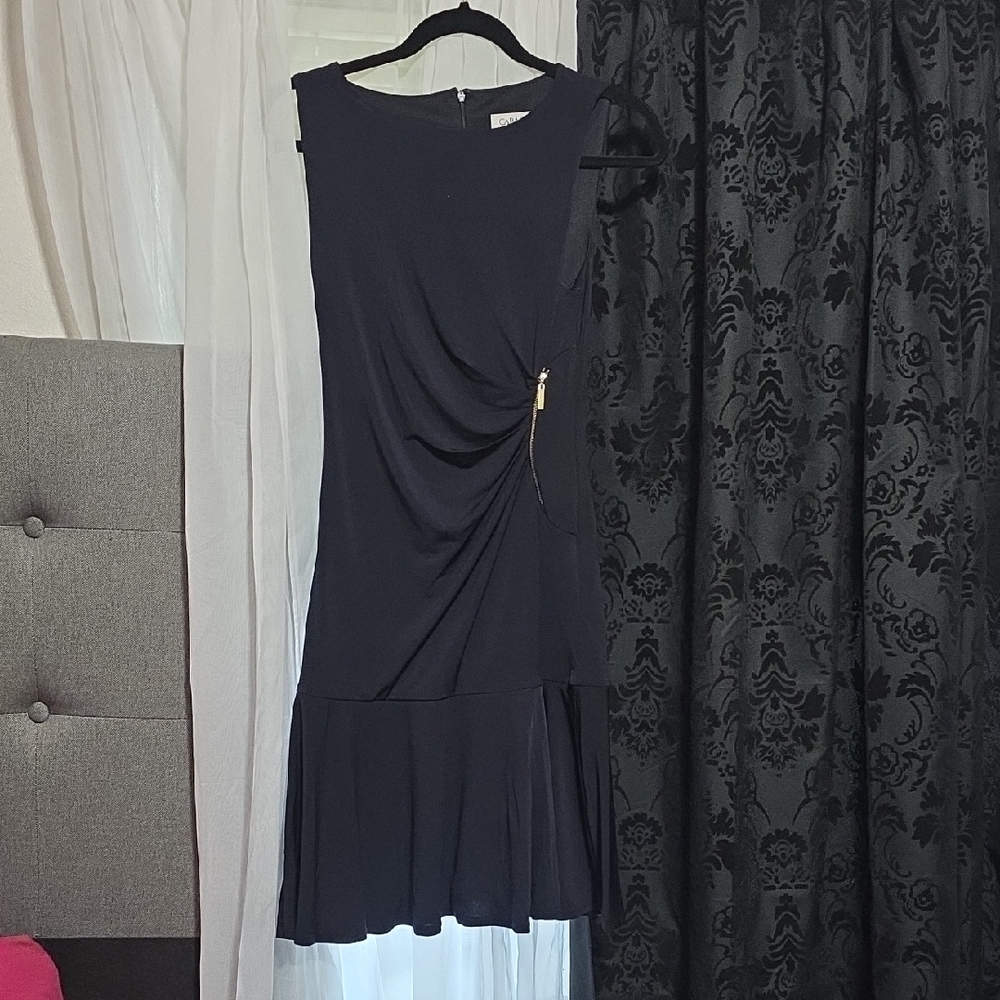 Elegant Black Sleeveless Dress
